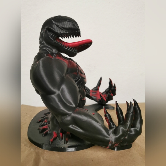 Venom Controller Holder PS4, PS5, Xbox ( 3d Printed) - Picture 6 of 8